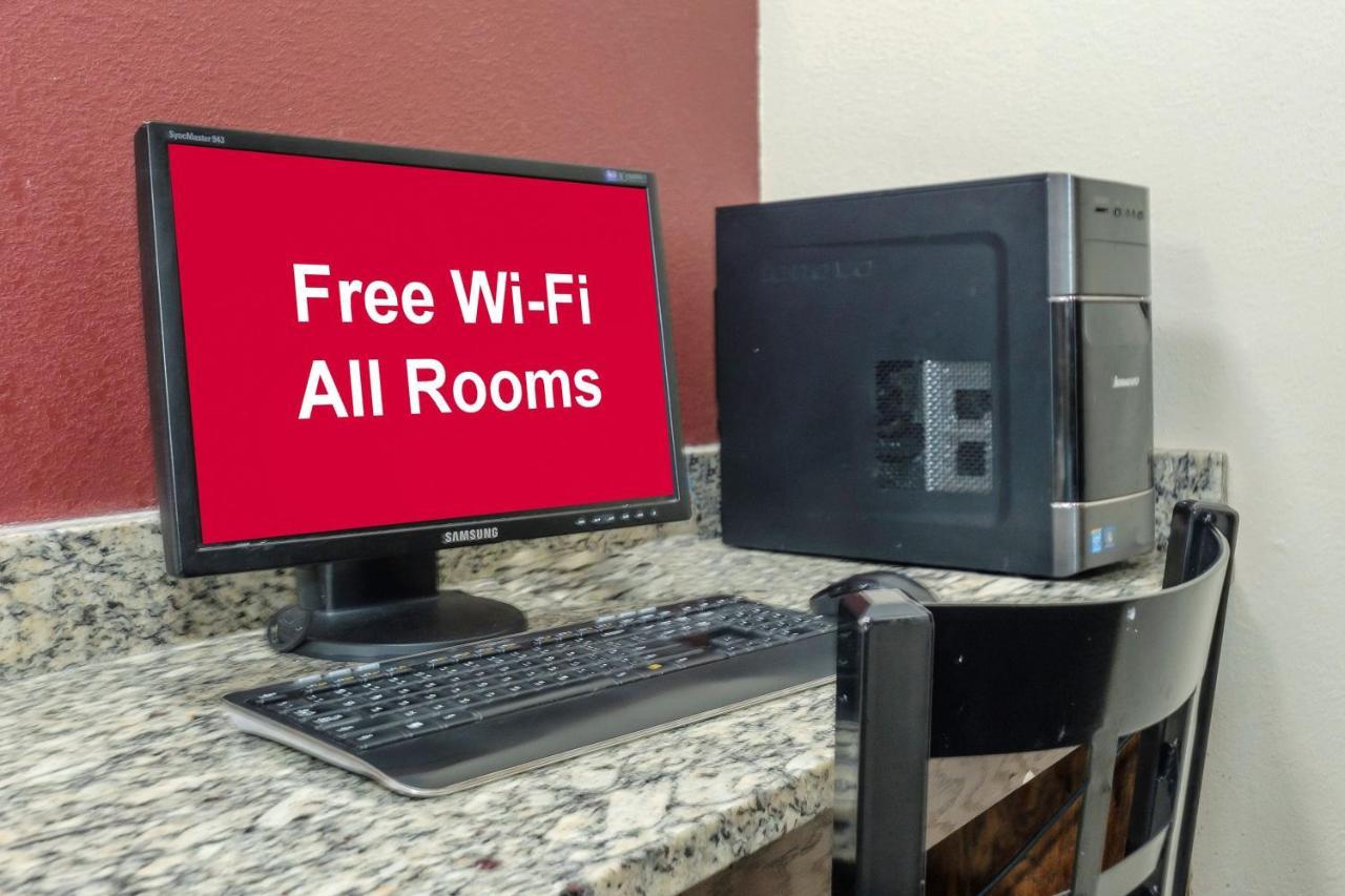 Red Roof Inn Houston Brookhollow Екстериор снимка